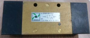 Spool type valves and solenoid valves