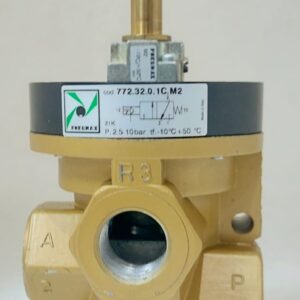Pneumax 772.32.0.1C.M2 G1/2 3/2 Poppet Valve Sol/Spring N/C (Ext Pilot)