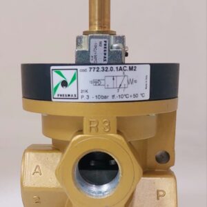 Pneumax 772.32.0.1AC.M2 G1/2 3/2 Poppet Valve Sol/Spring N/C (Int Pilot)