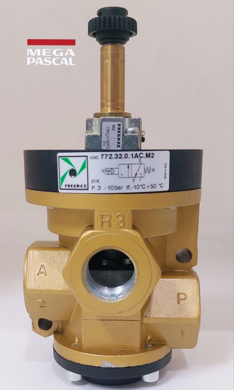 Pneumax 772.32.0.1AC.M2 G1/2 3/2 Poppet Valve Sol/Spring N/C (Int Pilot)