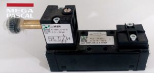 Pneumax 1011.52.3.6.M3P – 5/2 Techno Solenoid Differential Valve