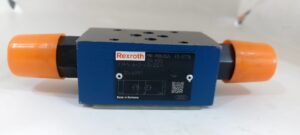 Twin throttle check valve